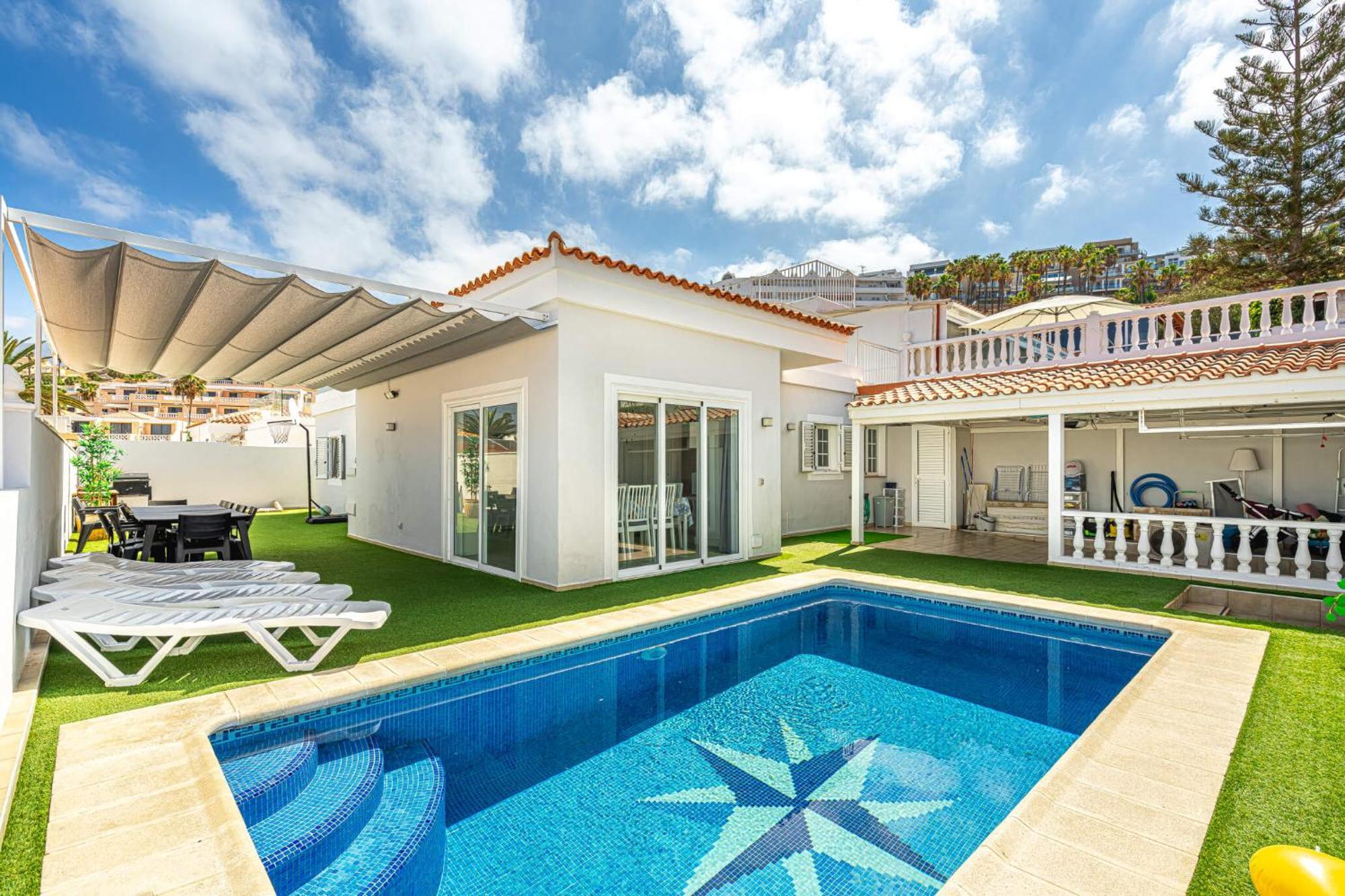 Villa Costa Adeje Luaran gambar