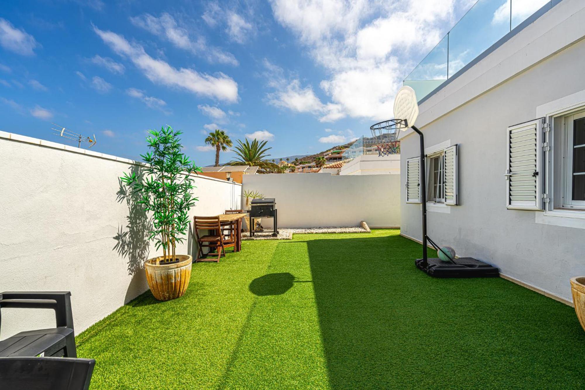 Villa Costa Adeje Luaran gambar